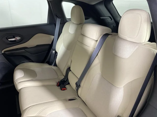 Used 2017 Black Jeep Sport image 28