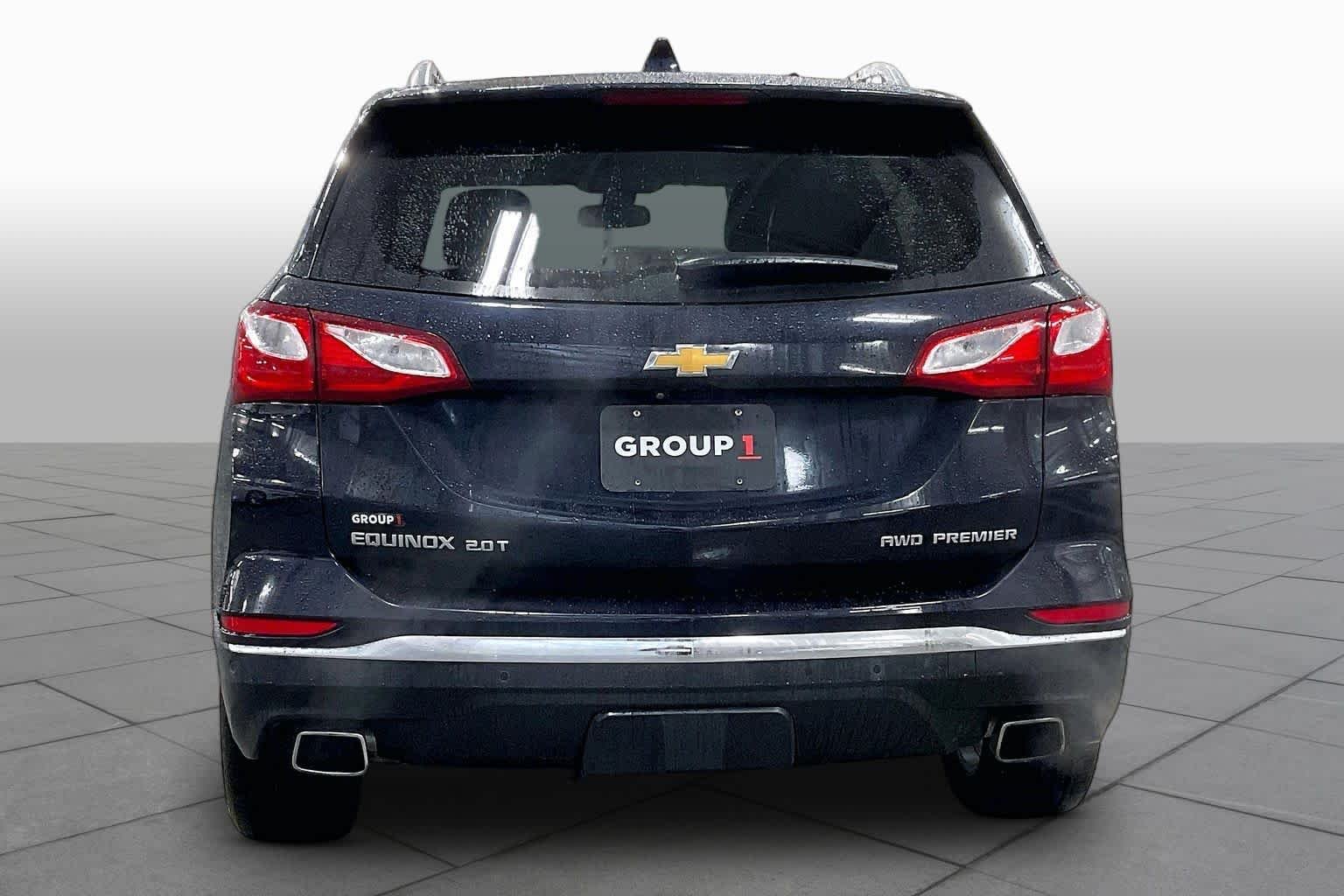 Used 2020 Midnight Blue Metallic Chevrolet Premier image 5