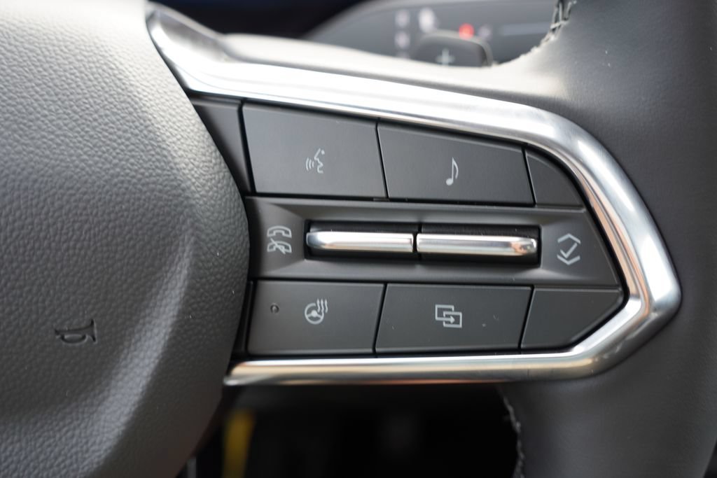 2027 Chevrolet Equinox LT - Photo 17