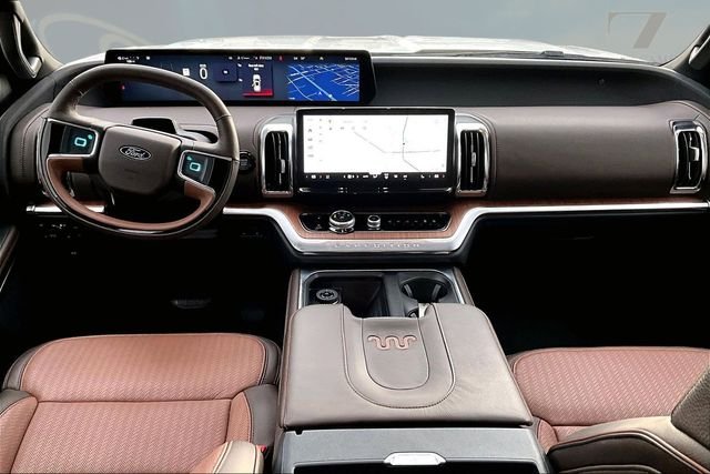 Used 2025 White Ford King Ranch image 14