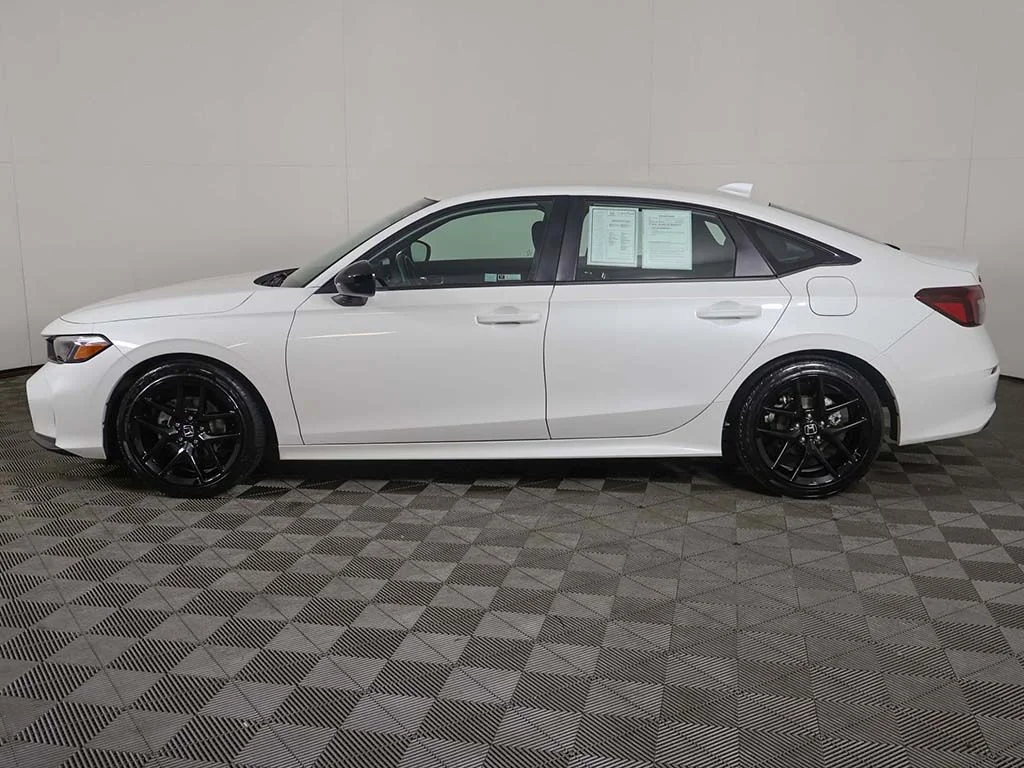 2026 Honda Civic Sport - Photo 14