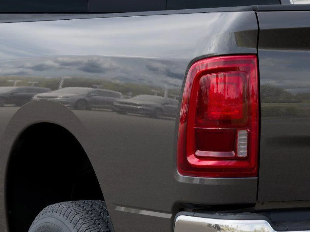 2026 RAM 3500 Tradesman - Photo 9