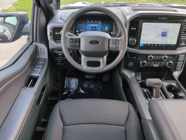 New 2026 Antimatter Blue Metallic Ford XLT image 16