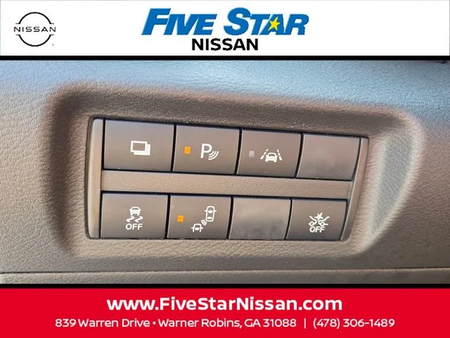 Used 2025 Gray Nissan S image 27