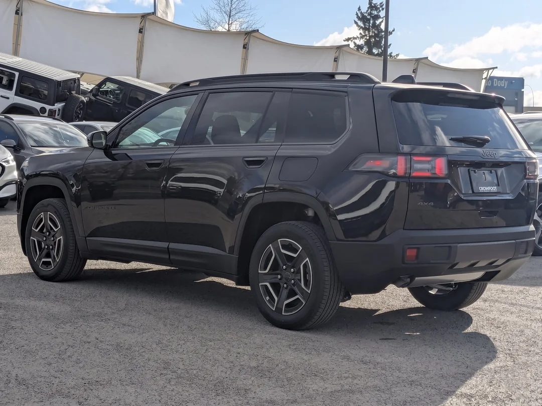 New 2026 Black Jeep Laredo - - 4x4 - 1.6L I-4 Turbo Hybrid - 12.3 Uconnect Display - Heated Seats/Steering & More! image 6