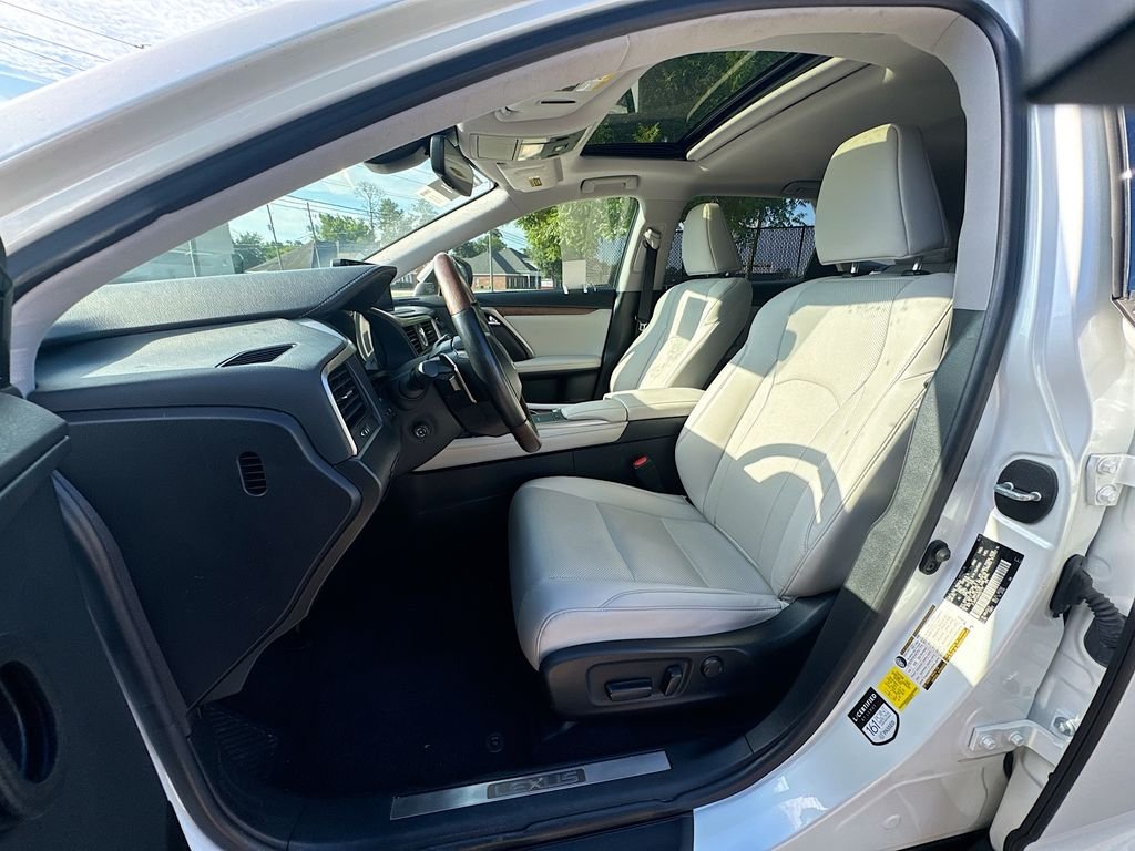 Certified Used 2022 White Lexus 350L image 19