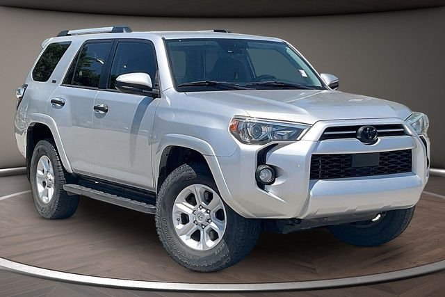 Used 2020 Silver Toyota SR5 image 9