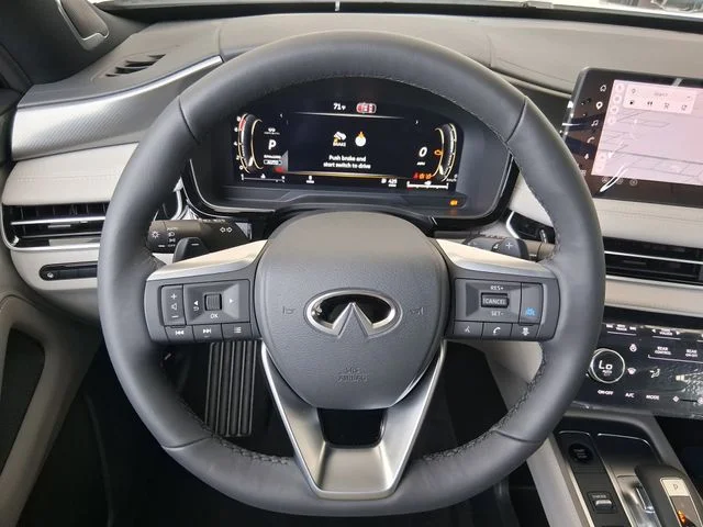 New 2027 RADIANT WHITE INFINITI Luxe AWD image 10