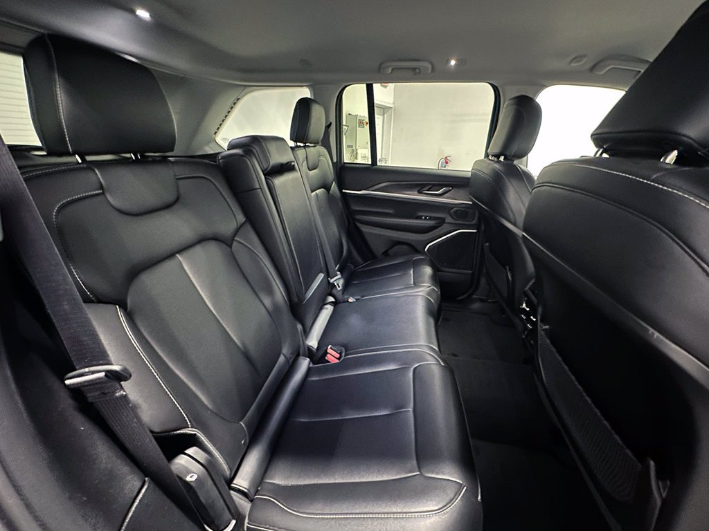 Used 2023 Gray Jeep Limited image 24