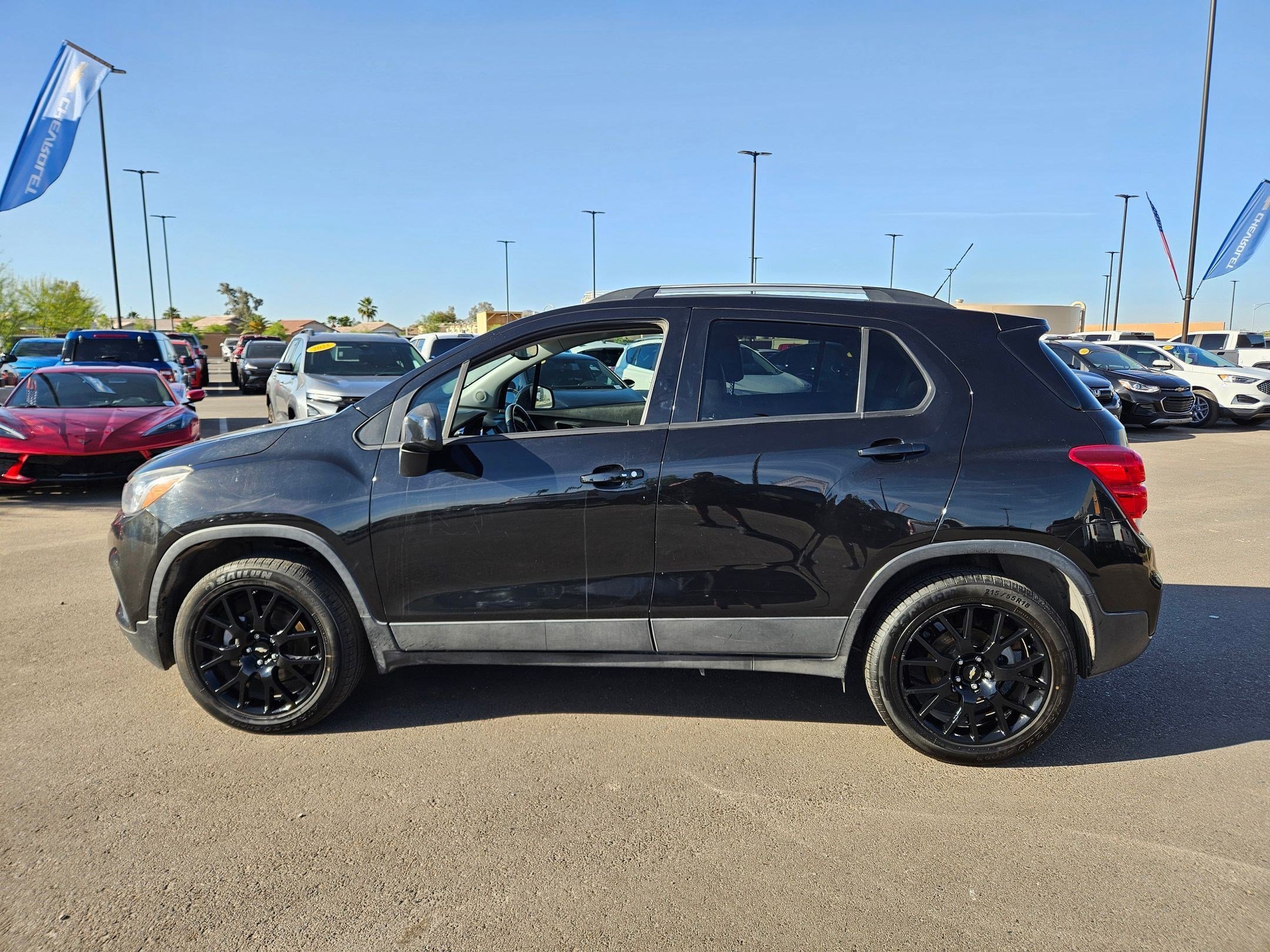 Used 2022 Chevrolet Trax LT with VIN KL7CJPSM7NB537864 for sale in Casa Grande, AZ