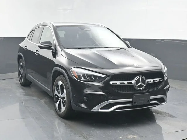 Used 2025 Black Mercedes-Benz GLA 250 image 9