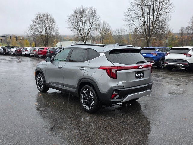 2026 Kia Seltos SX photo 3