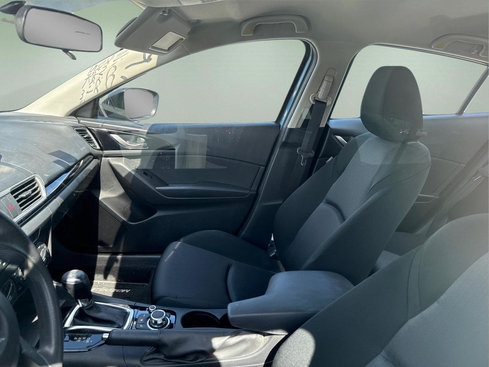 Used 2015 Blue Reflex Mica Mazda i Sport image 7