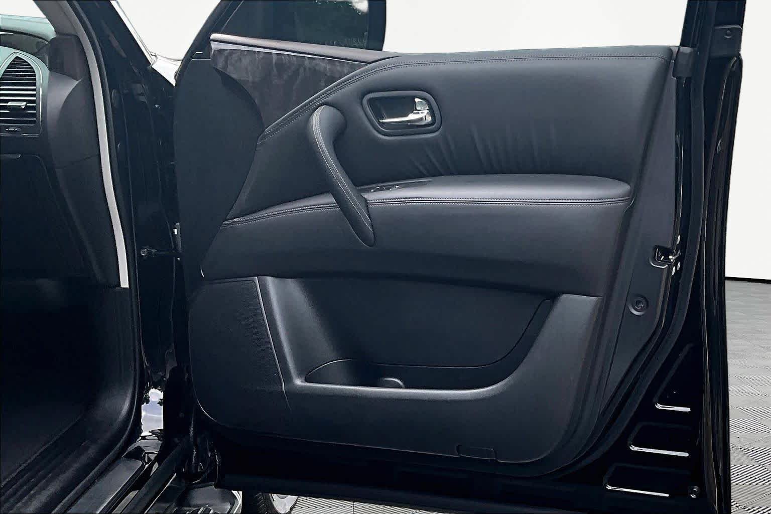 Used 2024 Super Black Nissan Platinum image 23