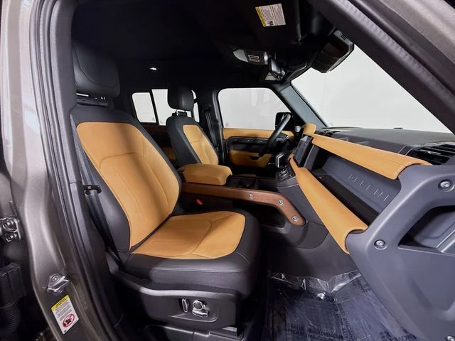 Used 2024 Silver Land Rover X image 31