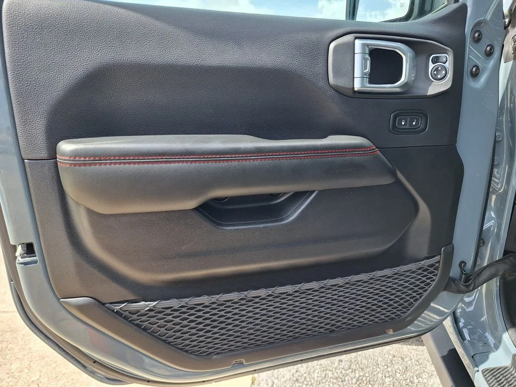 Used 2024 Anvil Clearcoat Jeep Rubicon image 34