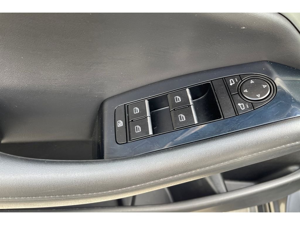 Used 2019 MACHINE GRAY METALLIC Mazda w/Preferred Pkg image 12