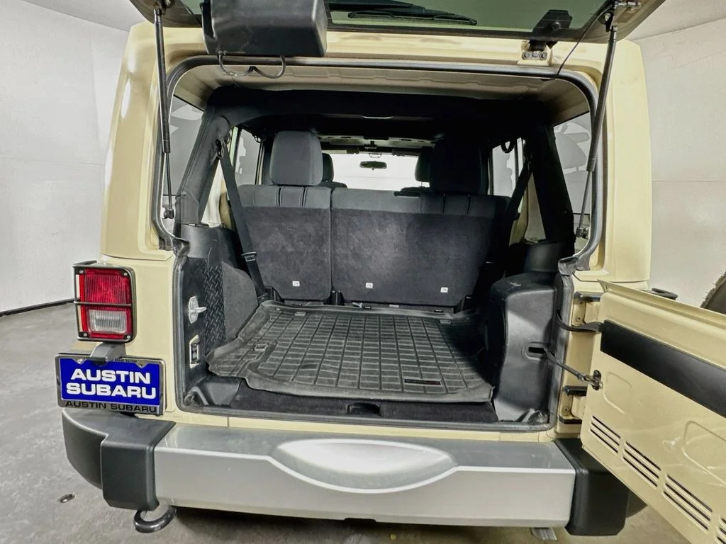 Used 2012 Beige Jeep Unlimited Sahara image 27