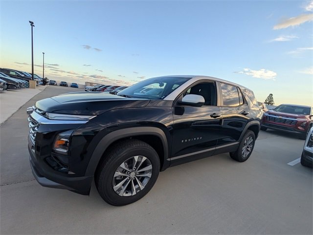 2026 Chevrolet Equinox LT photo 4