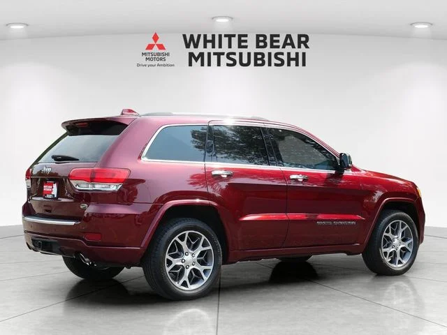 Used 2020 Velvet Jeep Overland image 5
