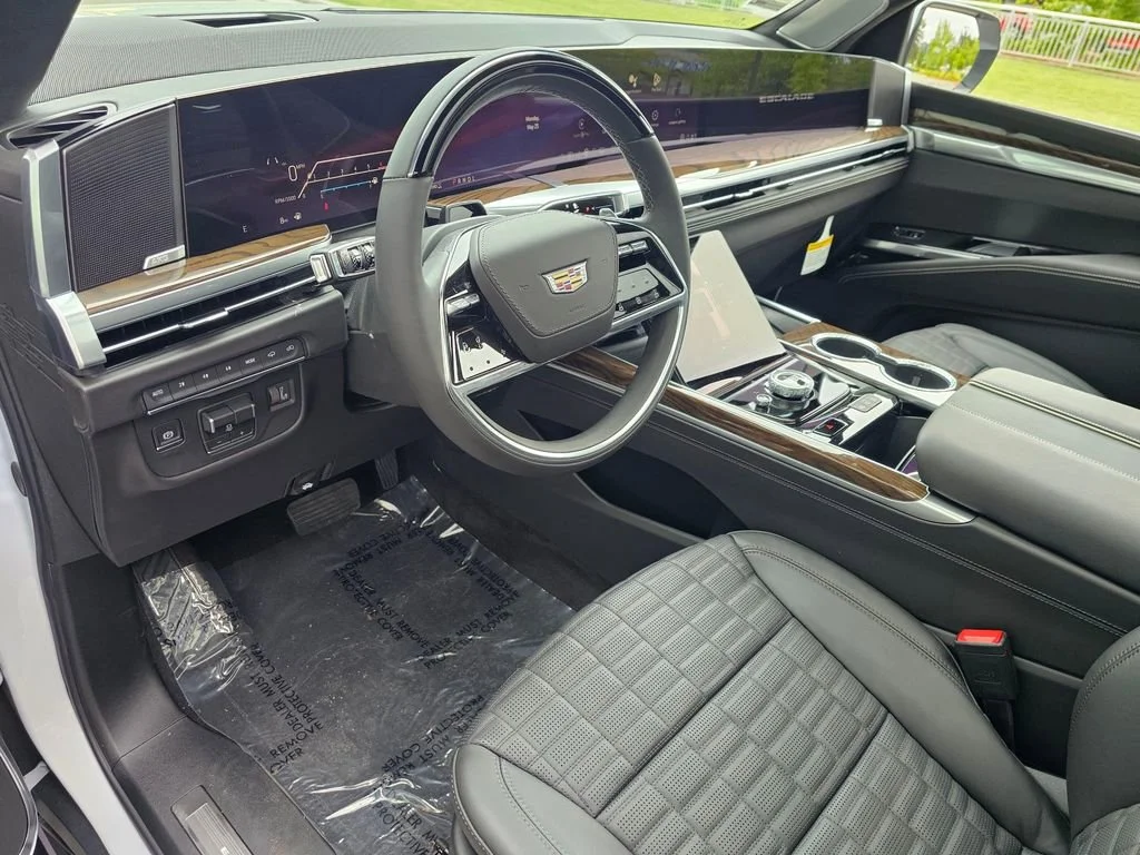New 2026 Vibrant White Tricoat Cadillac Platinum Sport image 22