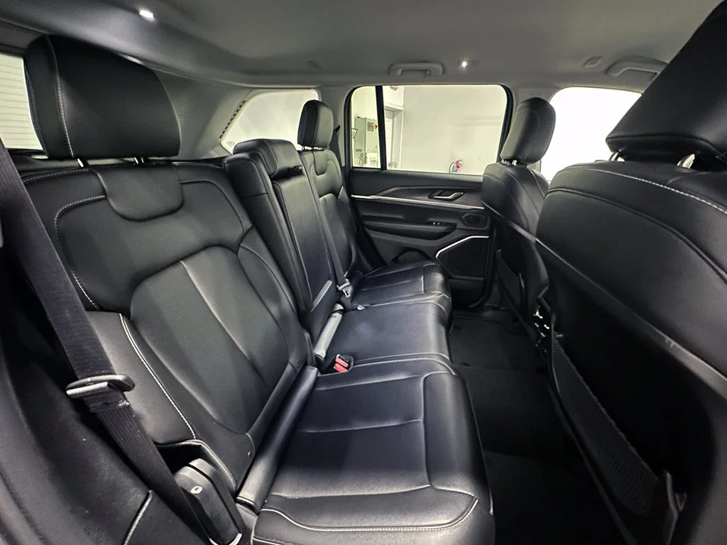 Used 2023 Gray Jeep Limited image 24