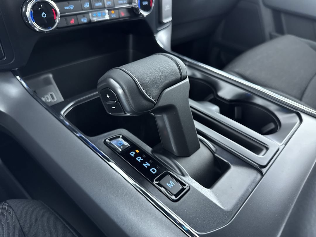 New 2026 Oxford White Ford XLT image 22