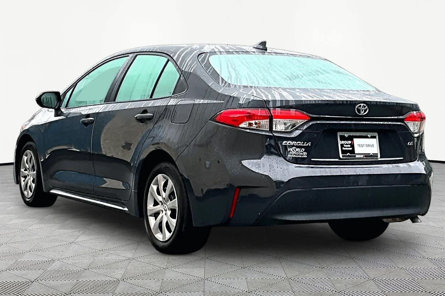 Used 2025 Underground Toyota LE image 12