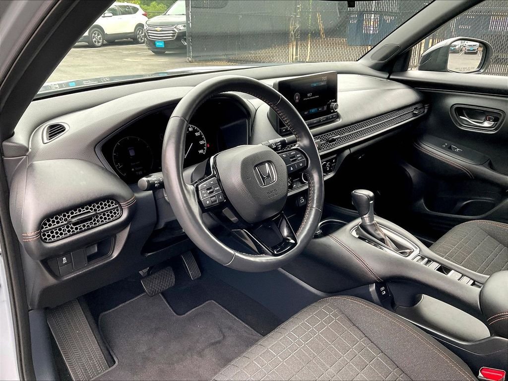 Used 2024 Gray Honda Sport image 8