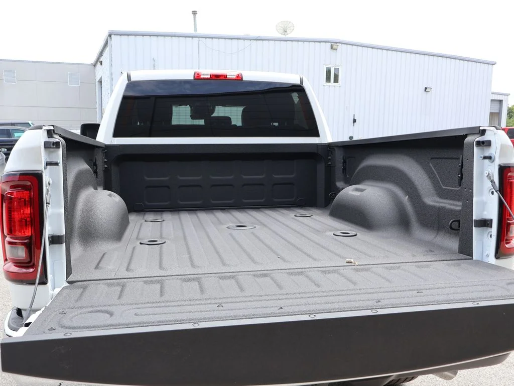 New 2026 Bright White Clear-Coat Exterior Paint RAM Tradesman image 14