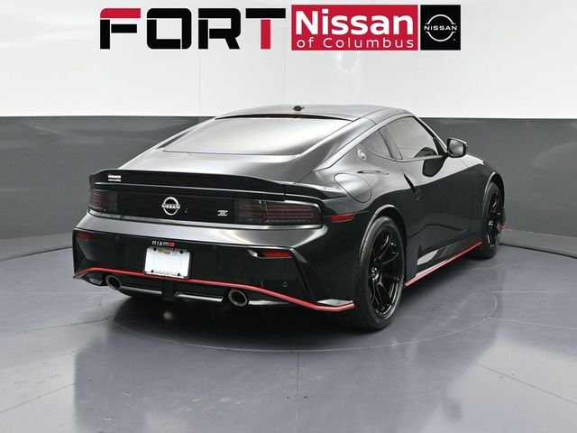 2025 Nissan Z NISMO - Photo 6