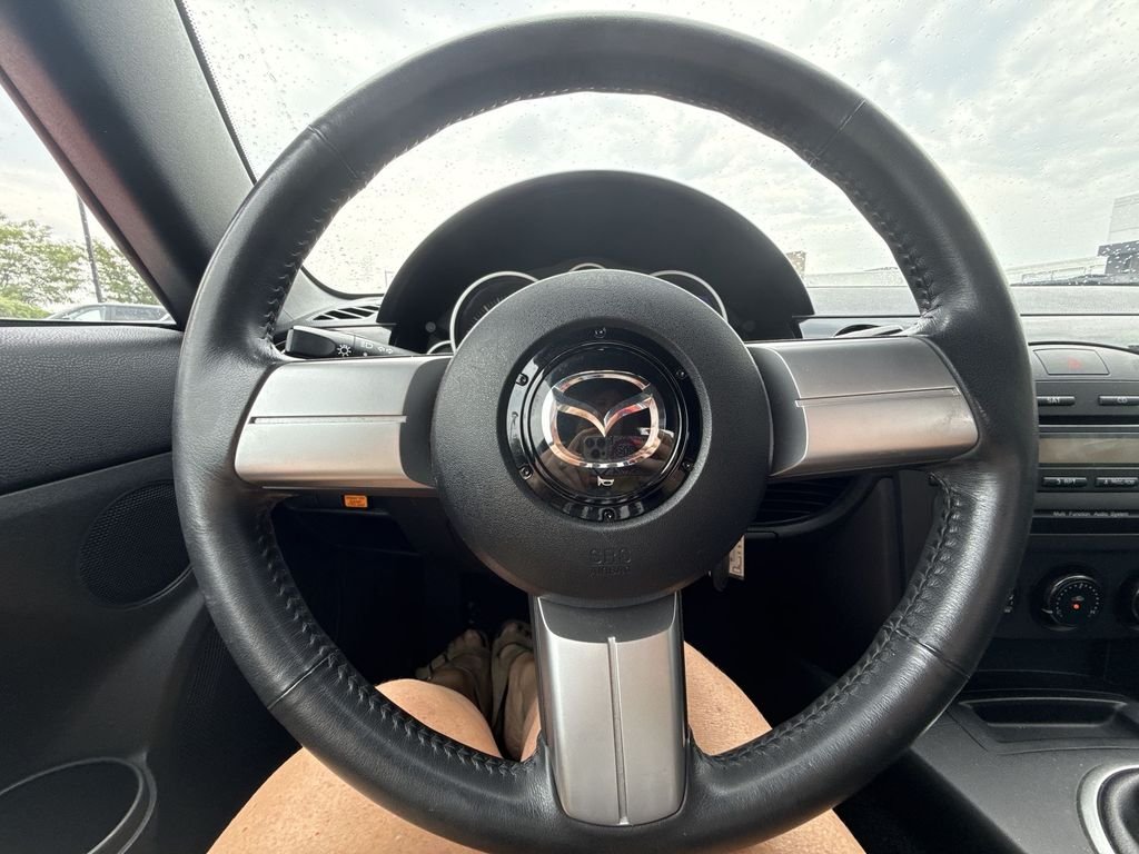 Used 2006 Red Mazda Base image 14