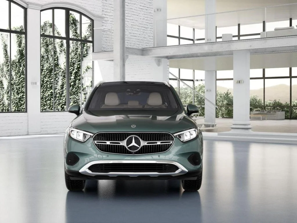 New 2026 Silver Mercedes-Benz GLC 300 image 7