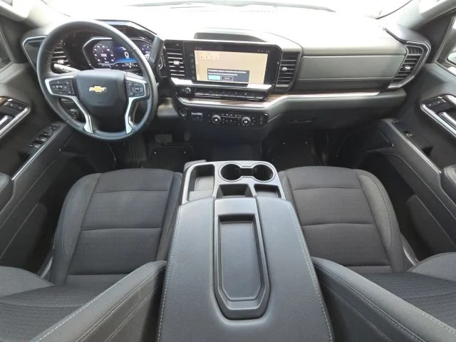 Used 2025 Gray Chevrolet LT image 33