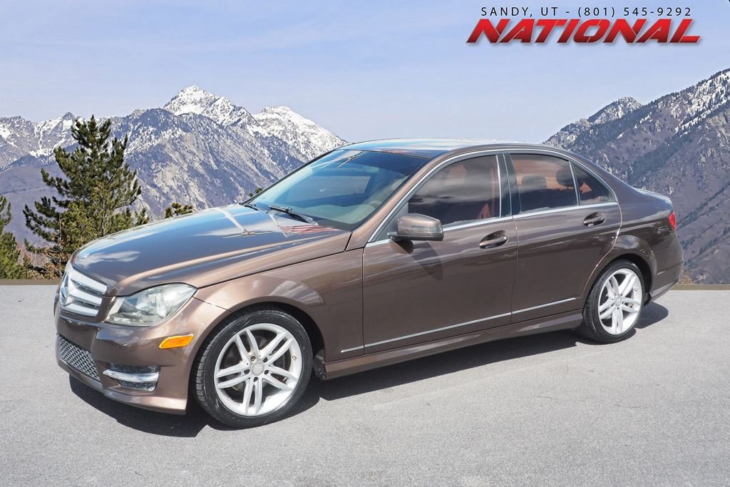 2013 Mercedes-Benz C-Class C250 Sport's photo