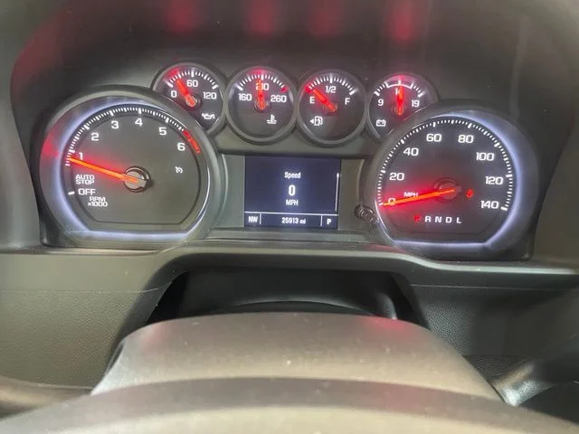 Used 2025 White Chevrolet Custom image 12