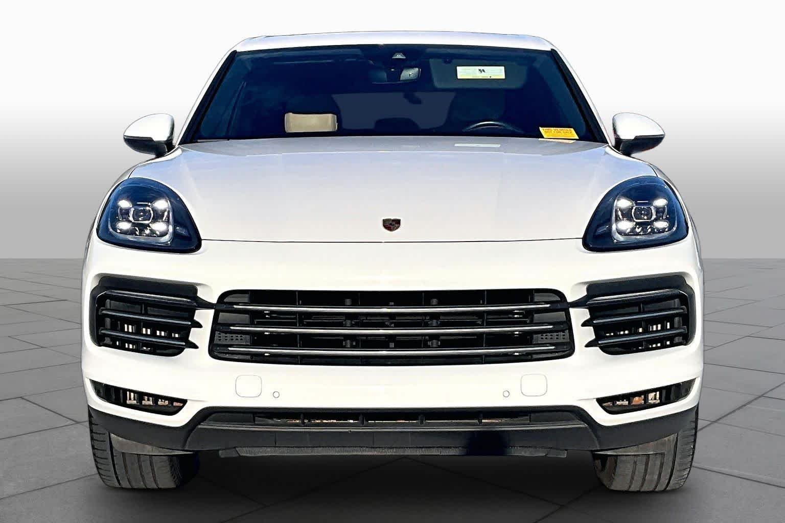 Used 2019  Porsche  image 3