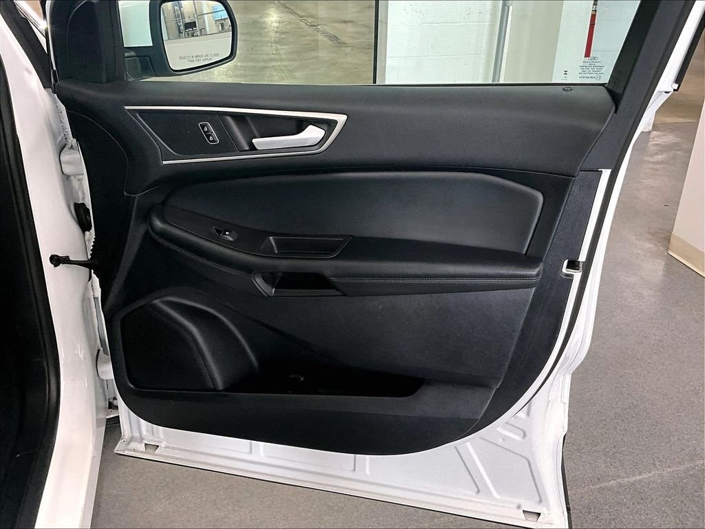 Used 2023 Oxford White Ford SEL image 12