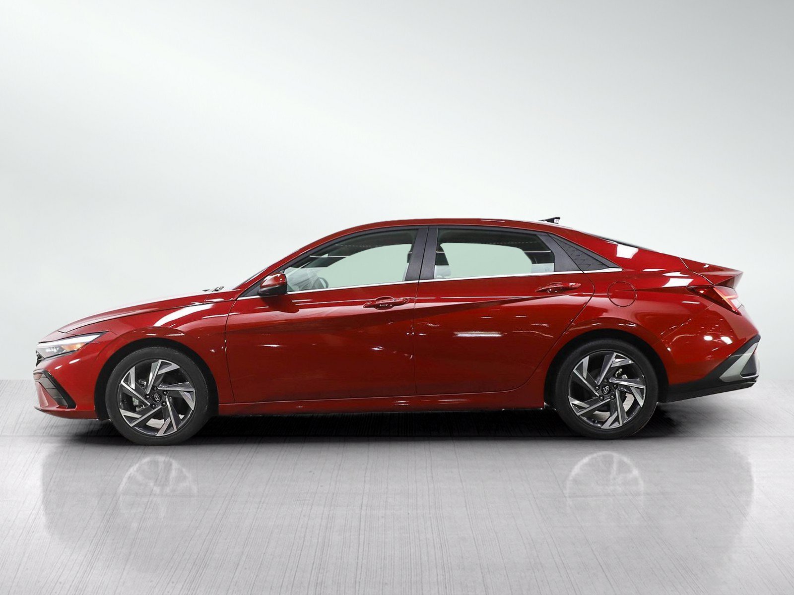 Certified 2025 Hyundai Elantra SEL with VIN KMHLS4DG7SU996992 for sale in Minneapolis, Minnesota