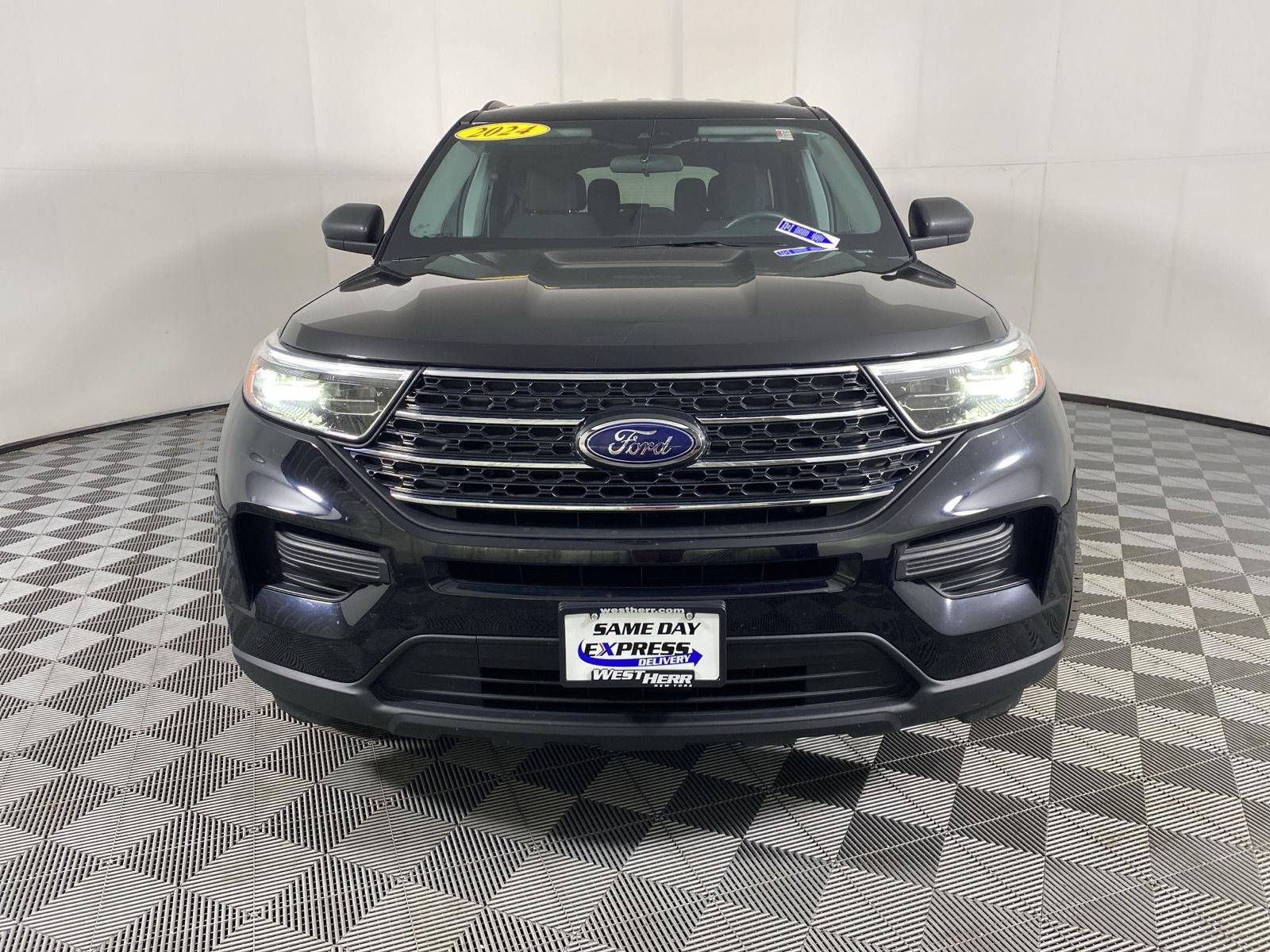 Used 2024 Agate Black Ford XLT image 19