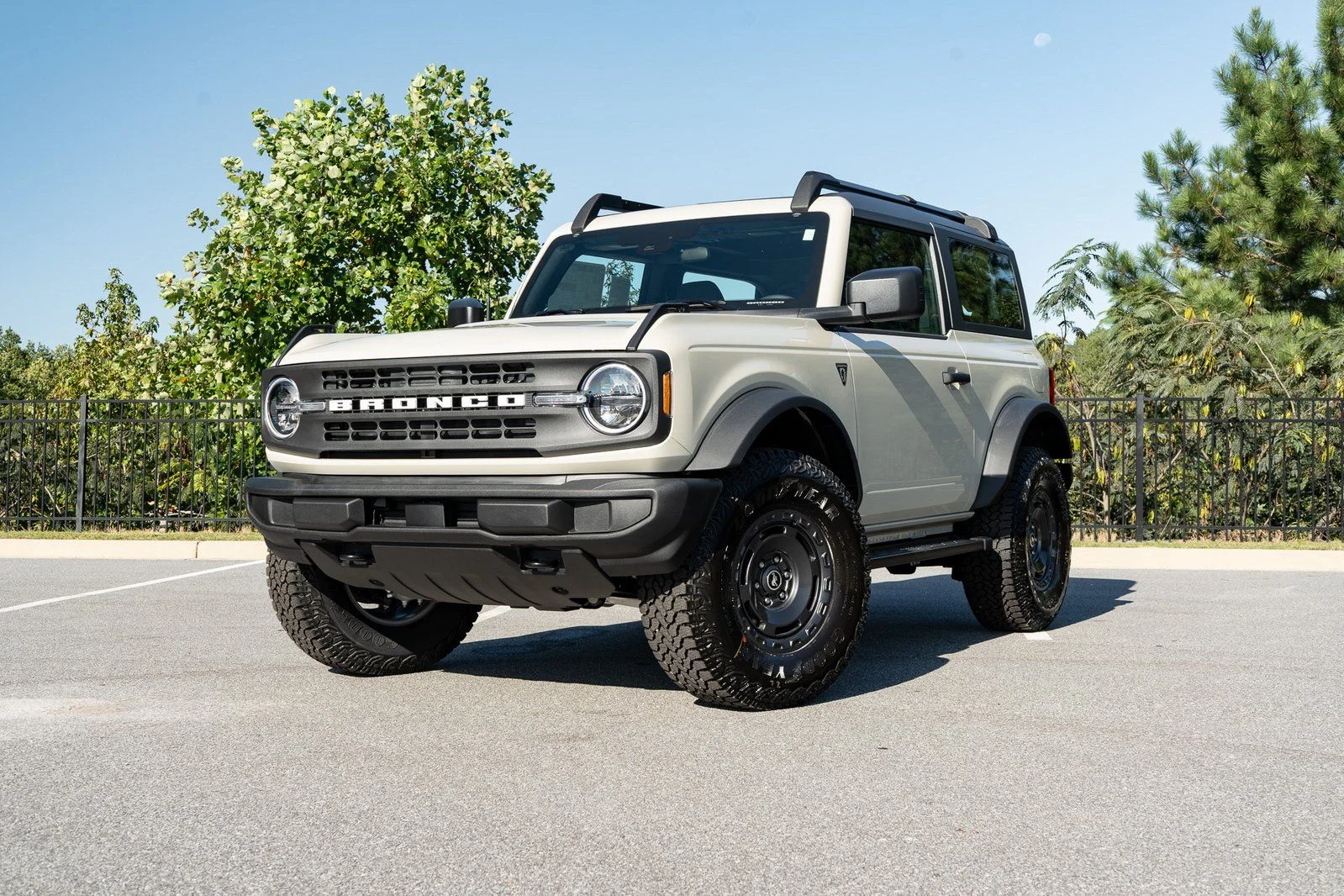 2025 Ford Bronco Base 4x4's photo