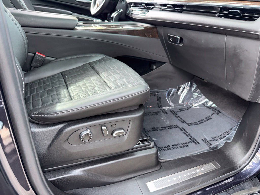 Used 2024 Galactic Gray Metallic Cadillac Sport Platinum image 23