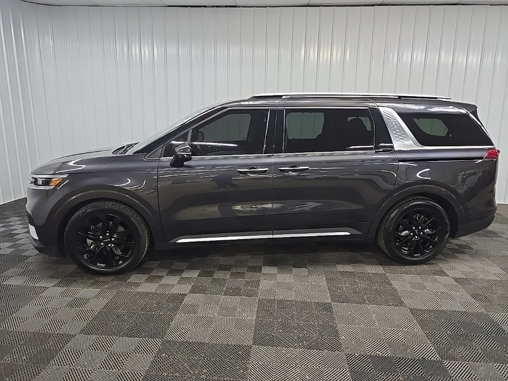 Used 2022 Gray Kia SX Prestige image 5
