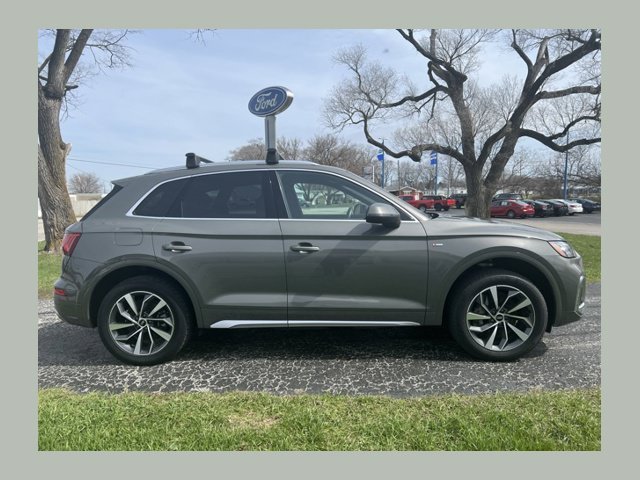 2023 Audi Q5 45 S line Premium