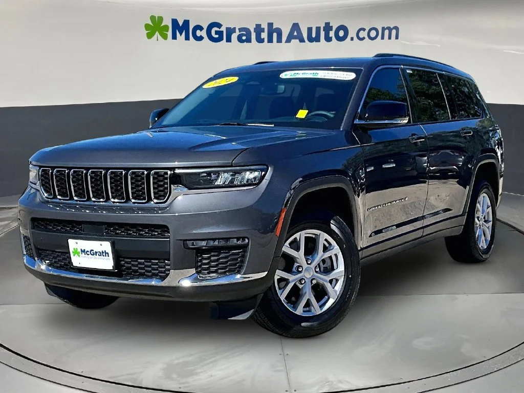 Certified Used 2024 Gray Jeep Limited image 3