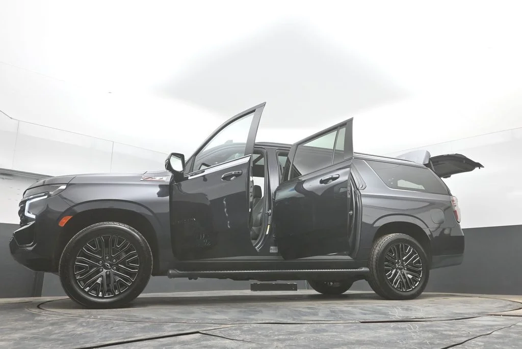 Used 2022 Gray Chevrolet Z71 image 51