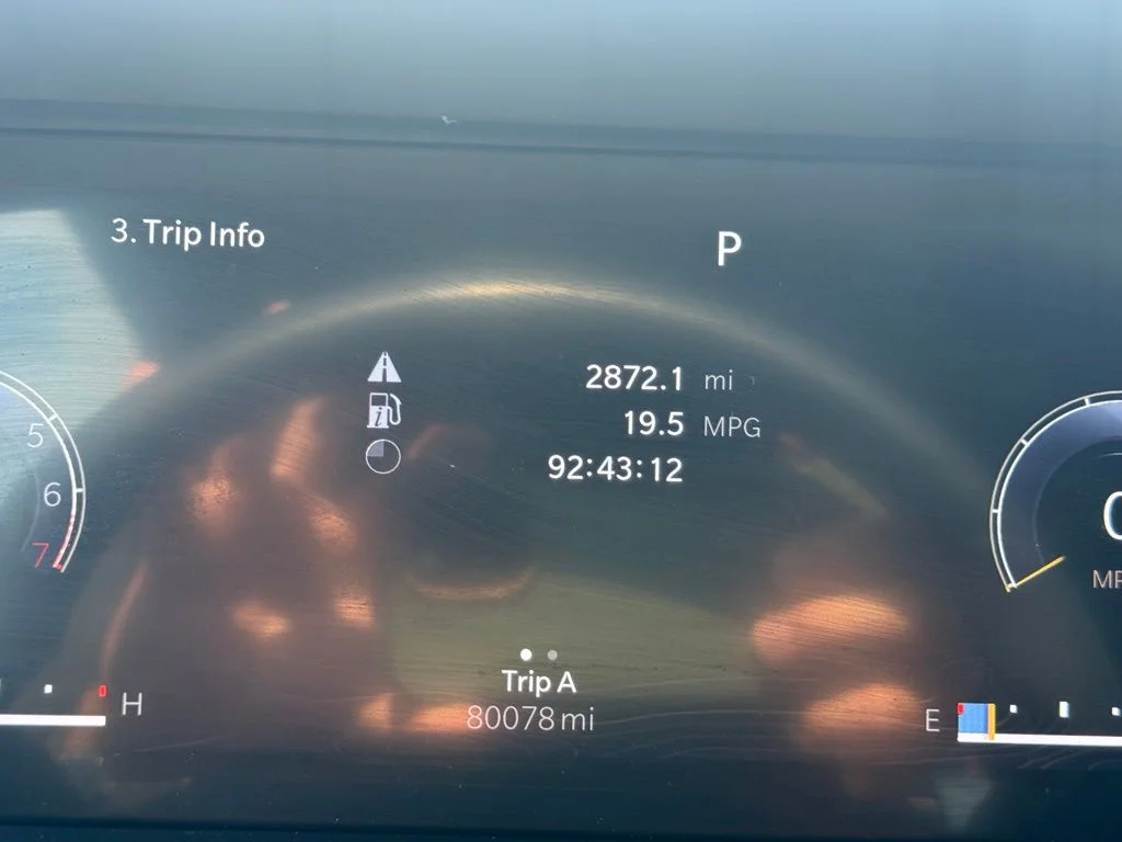 Used 2023 Silver Jeep Altitude X image 14