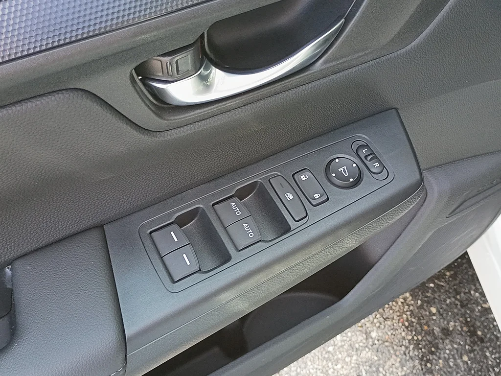 Certified Used 2026 PLATINUM WHITE Honda EX image 17