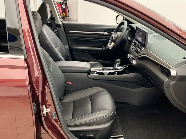 2023 Nissan Altima SL - Photo 15