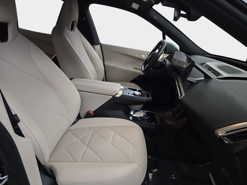 Certified Used 2024 White BMW xDrive50 image 9